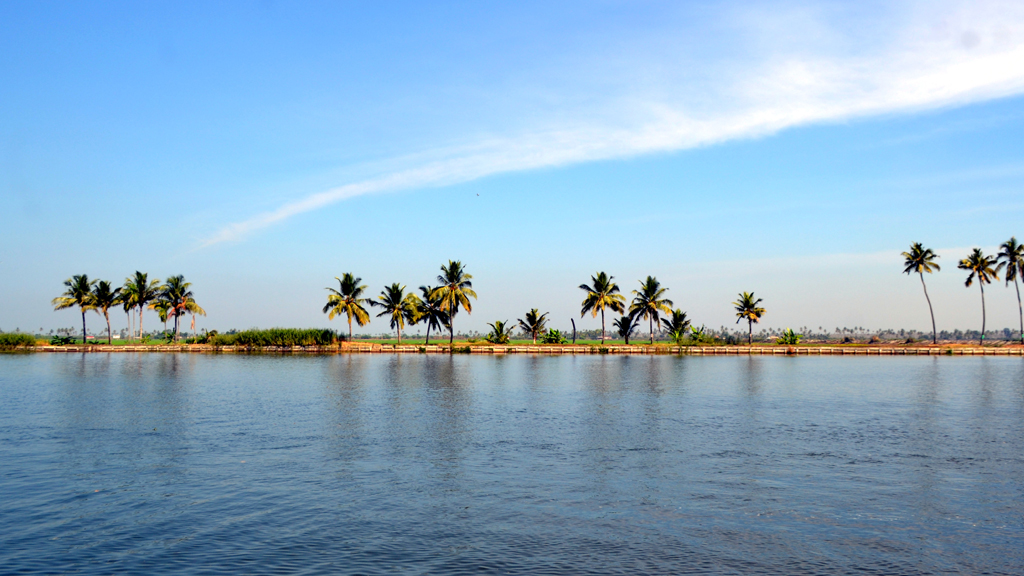 popular places to visit in kerala
