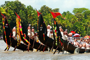 hyderabad to kerala tour packages by train